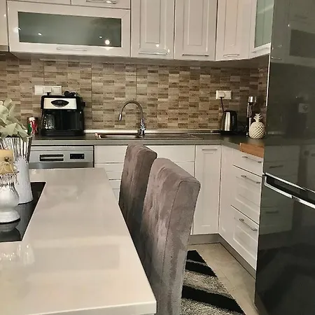 Apartment Nikos Prínos