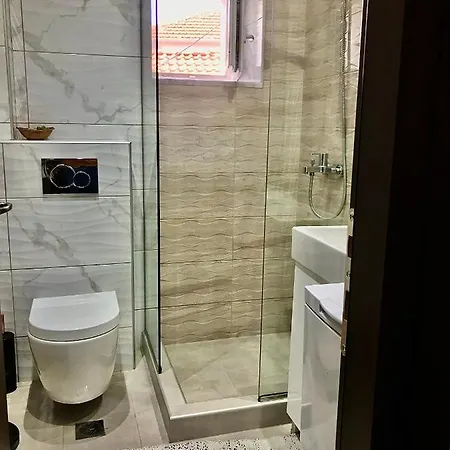 Apartament Nikos *